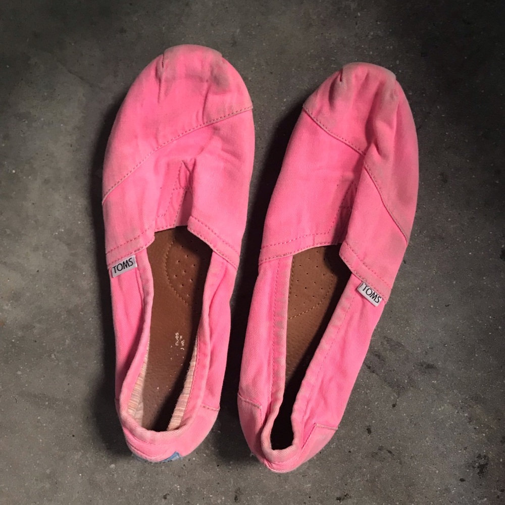 TOMS